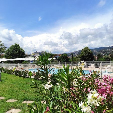 Studio 2 - Les Suites De Robinson - Residence Avec Piscine En Bord De Siagne, A Mandelieu Kültér fotó